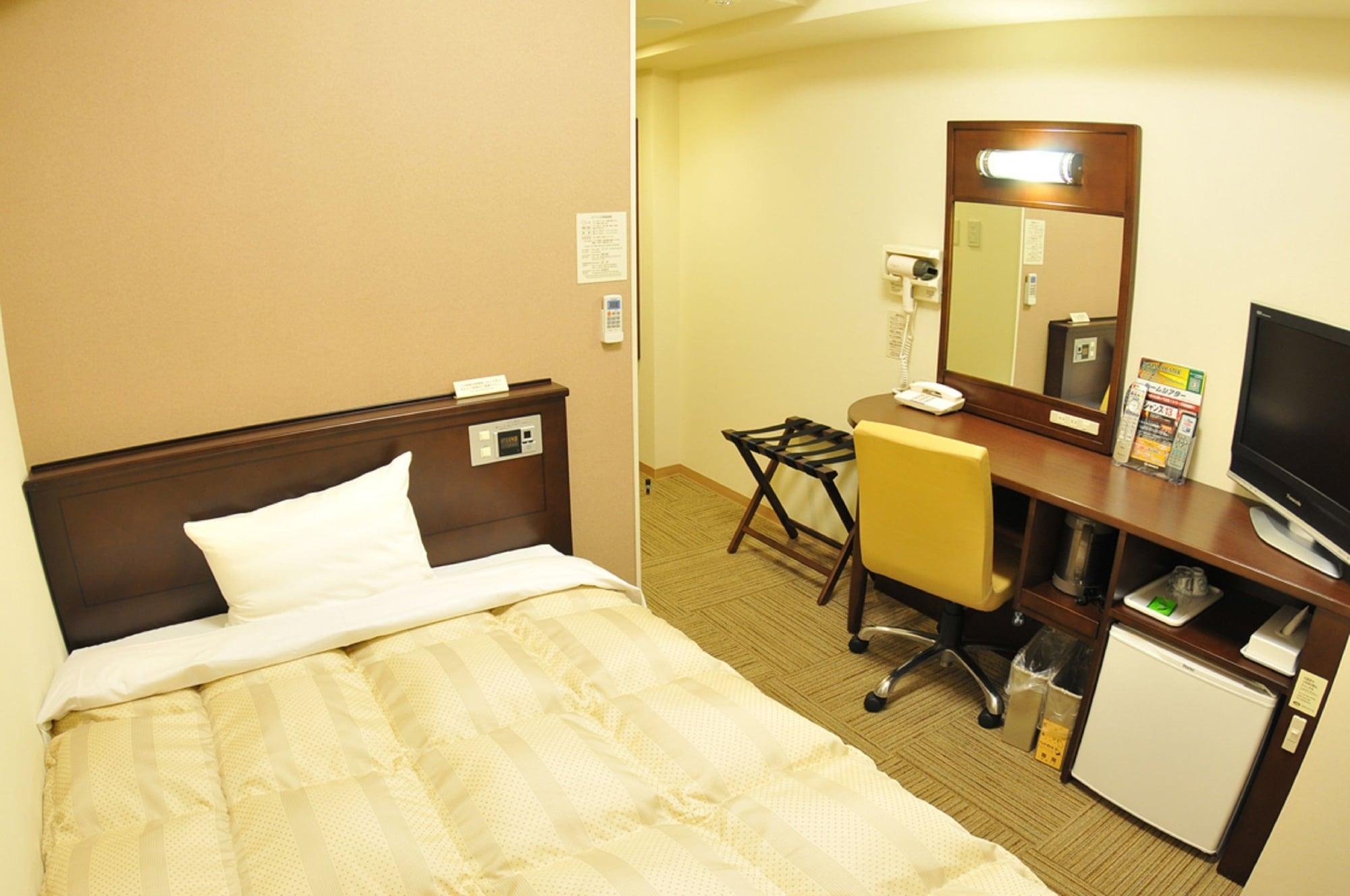 Hotel Route-Inn Utsunomiya Miyukicho -Kokudou4Gou- Kültér fotó