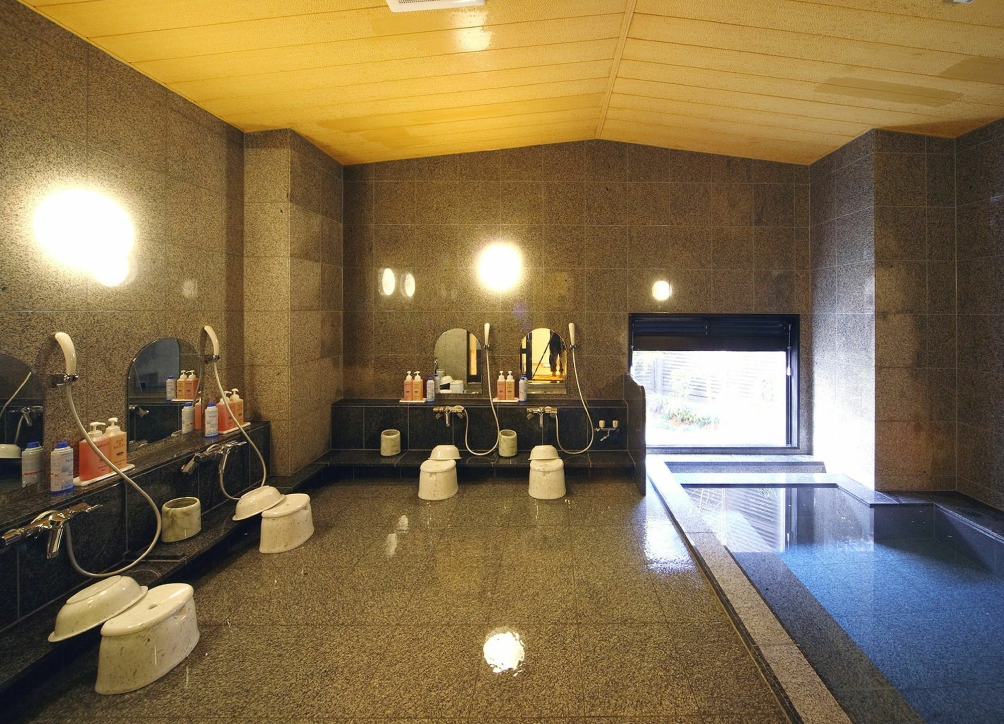 Hotel Route-Inn Utsunomiya Miyukicho -Kokudou4Gou- Kültér fotó